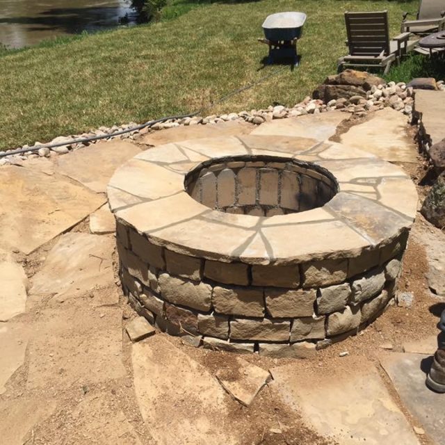 stone masonry fire pit